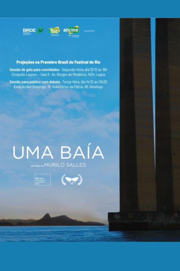 Uma Baía (English)